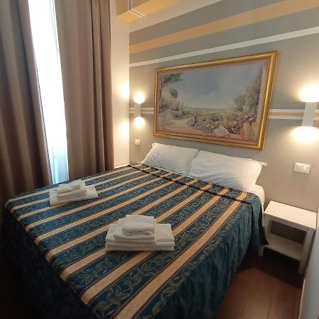 Rome Travellers Hotel Zewnętrze zdjęcie